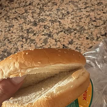 Dardanel Şok Market Çıtır Tavuk Burger’da Tavuk Köftesi Yok