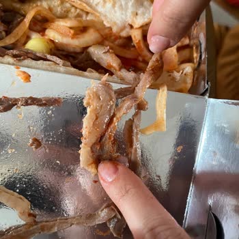 Oran Aspava Dürümde Kalitesiz Döner, 750 TL İade Talebi