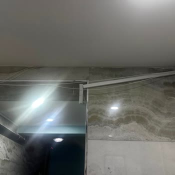 TurkNet'in Kurulum Çalışması Binanın Dış Kaplamasını Ve Kamera Tesisatını Zedeledi