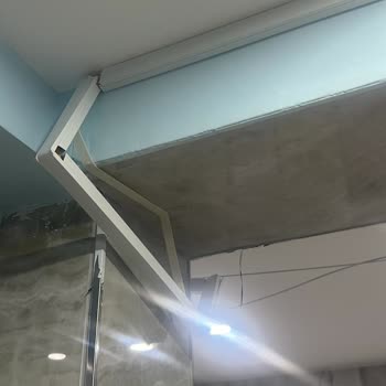 TurkNet'in Kurulum Çalışması Binanın Dış Kaplamasını Ve Kamera Tesisatını Zedeledi