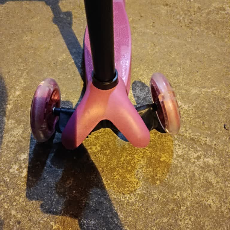 Yeni Alınan Scooter’da Tekerlek Sorunu Ve Mağazadan Çözüm Eksikliği