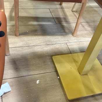 Şişli Arby's Şubesinde Hijyen Kirliliği Ve Ürün Kalitesi Sorunları