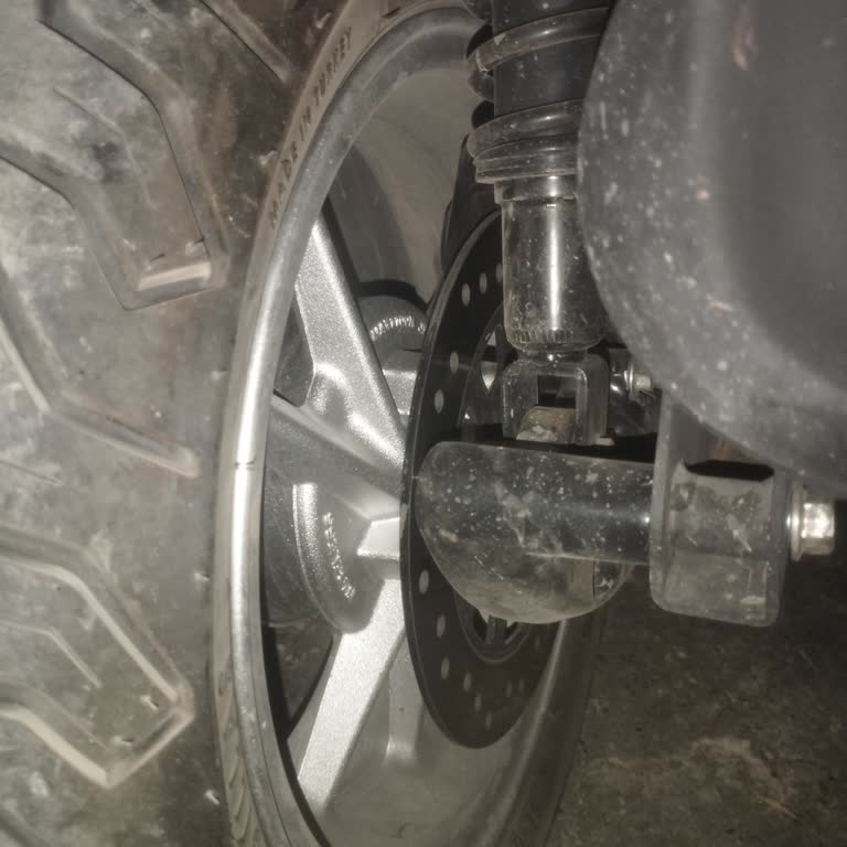 Arka Janttaki Eğrilik Ve Gürültü Nedeniyle Güvenli Sürüşe Engel, Servis Çözüm Reddetti