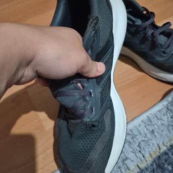 Adidas Runfalcon 5 Ayakkabısının Kısa Sürede Yırtılması Ve Değişim Talebinin Reddedilmesi