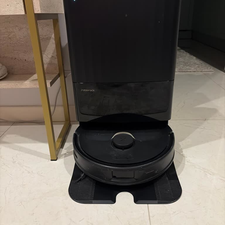 Şarj İstasyonuna Oturmayan Robot Süpürge İçin Tekrarlanan Servis Sorunu Ve Değişim Talebi