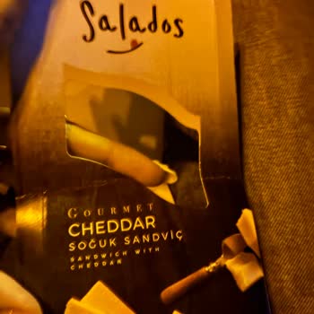 Küflü Sandviç Üzerinden Hijyen Şikayeti Ve İade Talebi