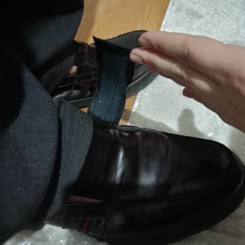 Yeni Aldığım Deri Loafer 8 Günde Yırtıldı, İade Süreci 21 İş Günü Bekletiyor