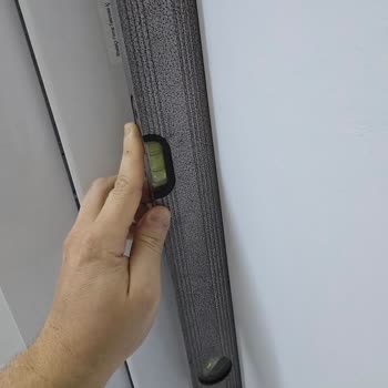 Montaj Hatası Ve Servis İhmali Yüzünden Klimada Sürekli Titreme Ve Uyum Sorunu