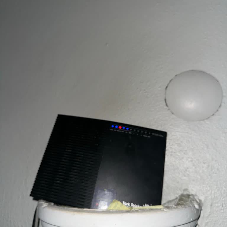 Sabit İnternet Kesintisi Uzun Süredir Devam Ediyor Ve Ücret İadesi Talep Ediyorum