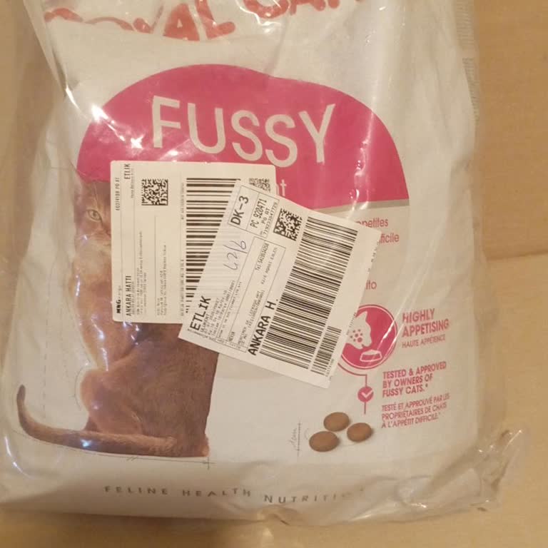 Amazon'dan Aldığım Royal Canin Kedi Maması Sahte Çıktı Ve Kedilerim Hastalandı
