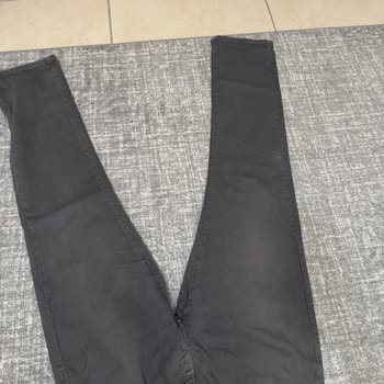 Lacivert Kot Pantolon Renk Solması Ve Değişim Talebi
