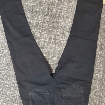 Lacivert Kot Pantolon Renk Solması Ve Değişim Talebi