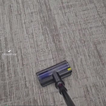 Dyson V15 Başlık Halıda Zıplıyor