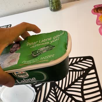 Migros’ta Açık Labne Paketi: Güvenlik Endişesi Ve İade Talebi