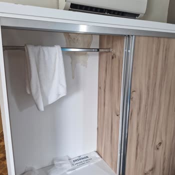 İzinsiz Oda Girişi Ve Kirli Odalar