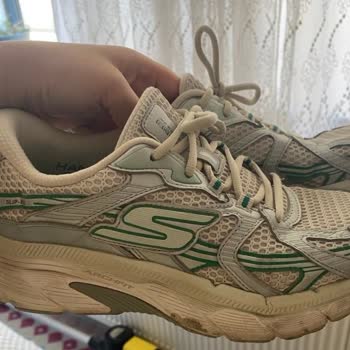 Skechers Hands Free Ayakkabısının İç Astarı Kısa Sürede Yırtıldı, İade Talebi Reddedildi