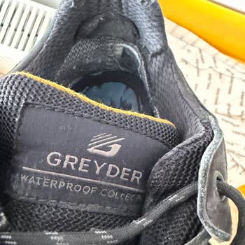 Alt Tabanı Eriyen Greyder Ayakkabısına Garanti Reddi