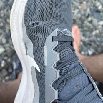 Nike Downshifter 13 Ayakkabısında Erken Yırtılma Ve Kullanıcı Hatası İddiası