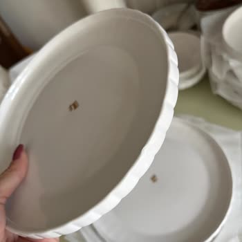 Karaca’dan Gelen Yemek Takımında Kırık Ve Deforme Parçalar, İade Talebi Reddedildi