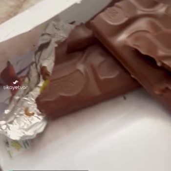 Nestle Çikolatanın İçinden Kurt Çıktı