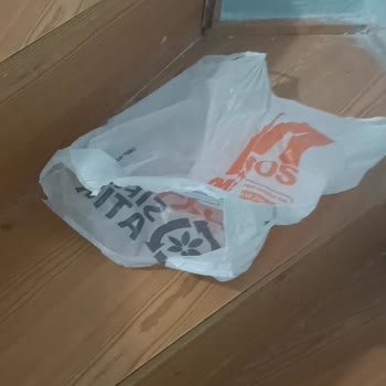 Migros Plastik Poşetin Kalitesizliği Nedeniyle Karpuz Ve Eşyalarımın Hasar Görmesi