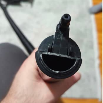 Kırık Ürün Ve 15 Gün Süreyle Cevapsız Sipariş, Garanti Parçası Bulunamıyor