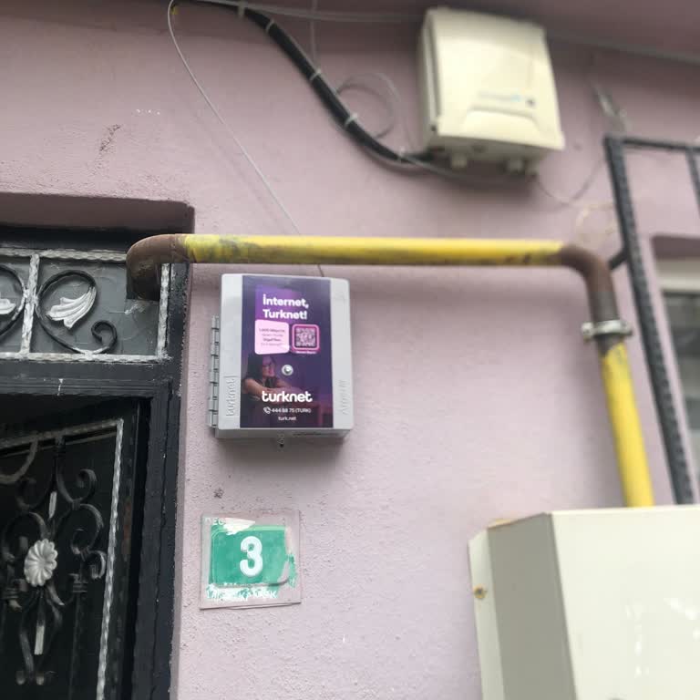 TurkNet'in İzinsiz Dış Cephe Montajı Ve Cevapsız Müşteri Şikayetleri