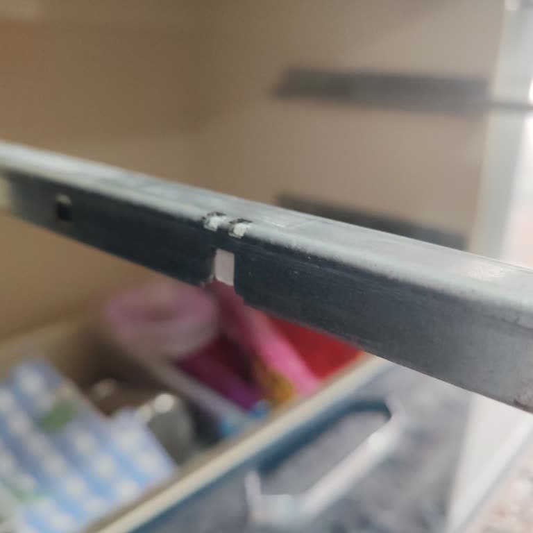 Kırılan Fren Tırnağı Nedeniyle Çekmece Kullanım Sorunu Ve Acil Parça Talebi