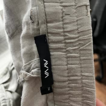 Avva Erkek Keten Pantolonunun Kısa Sürede Tüylenip Yırtılması