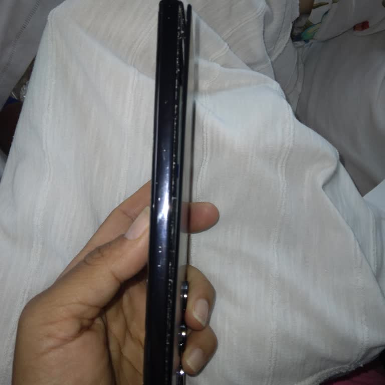 Samsung S23 Ultra Batarya Şişmesi Ve Arka Kapak Ayrılması Güvenlik Riski