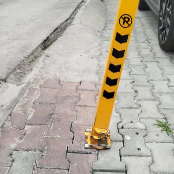 Dubaya Çarpan BİM Sevkiyat Aracının Maddi Hasar Ve Tamir İhmali