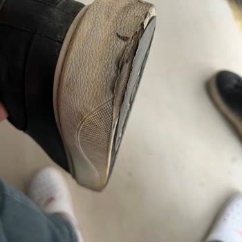 Ayakkabım 6 Ayda Deforme Oldu Garanti Reddiyle Karşılaştım