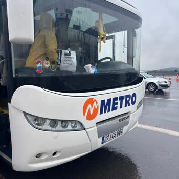 Metro Turizm Otobüsünde Klima Sızıntısı Ve Arıza Nedeniyle Gecikme Ve İletişim Eksikliği