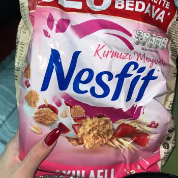 Migros Nesfit Kırmızı Meyveli Mısır Gevreği'nde Böcek Bulunması Ve Hijyen Skandalı