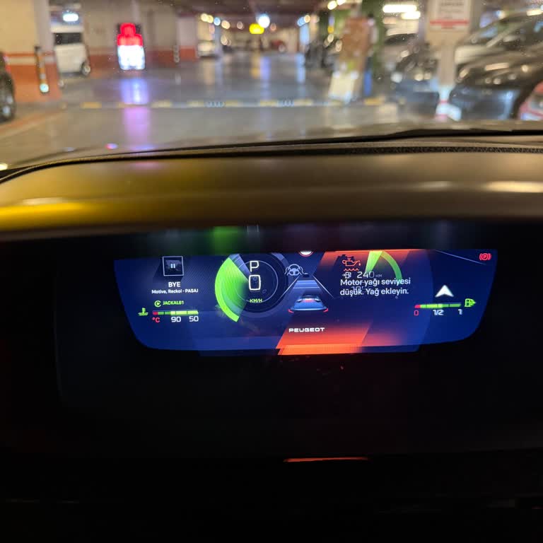 Peugeot 408'de Tekrarlayan Düşük Motor Yağı Uyarısı Güven Krizine Neden Oluyor