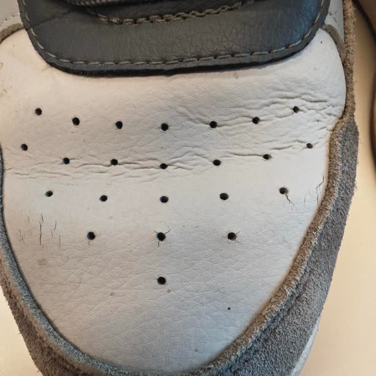 Skechers Odyssey Ayakkabısında Burun Çatlaması Ve İade Reddi