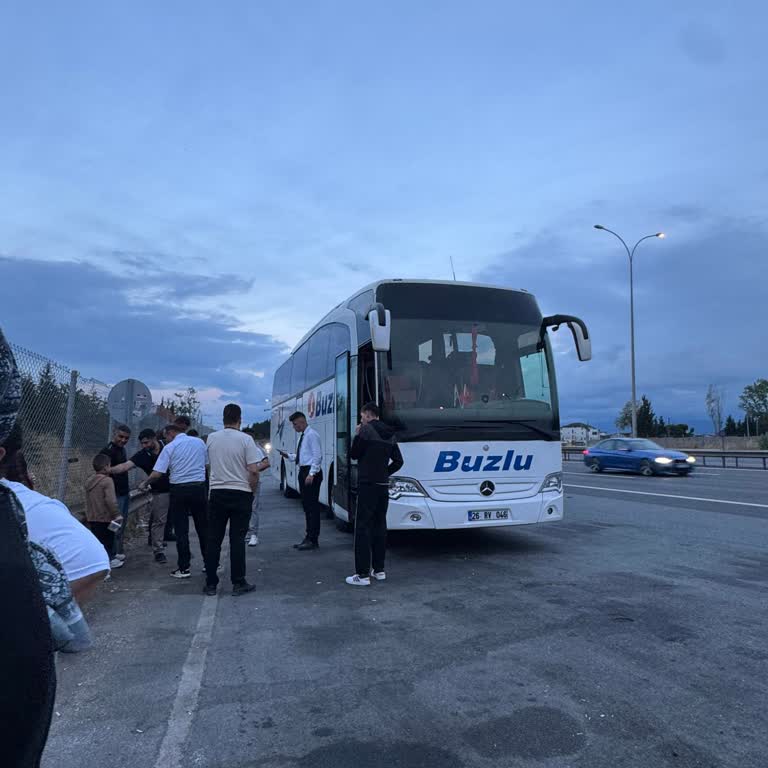 Buzlu Seyahat’te 8 Saatlik Gecikme Ve Üç Araç Değişikliği