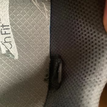 Skechers Erkek Spor Ayakkabısının İç Astarı 30 Gün İçinde Yırtıldı, Garanti Reddi