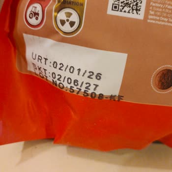 Küflü Köpek Maması: Güven Kırıcı Durum Ve İade Talebi