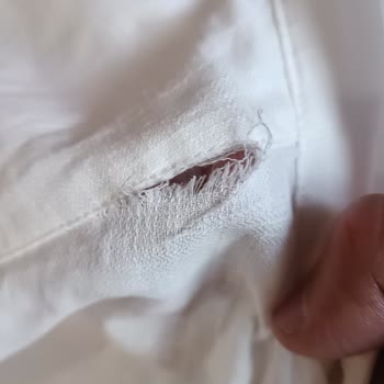 Hasarlı Gömlek İçin İade Ve Değişim Talebi