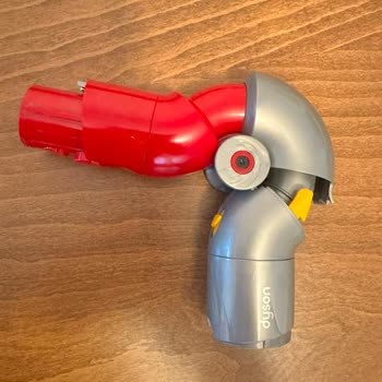 Dyson V12 Detect Slim Absolute Mobilya Altı Adaptörünün Ücretsiz Değişimi Talebi