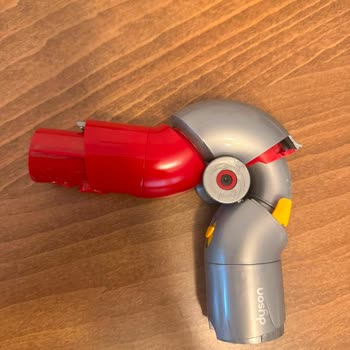 Dyson V12 Detect Slim Absolute Mobilya Altı Adaptörünün Ücretsiz Değişimi Talebi