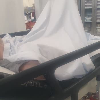 Kanser Hastasının Acil Serviste Yatak İptali Ve 12 Saat Bekletilmesi