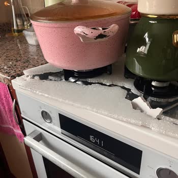 Beko Ankastre Ocağın Camı Patladı Ve Güvenlik Riski Oluşturdu