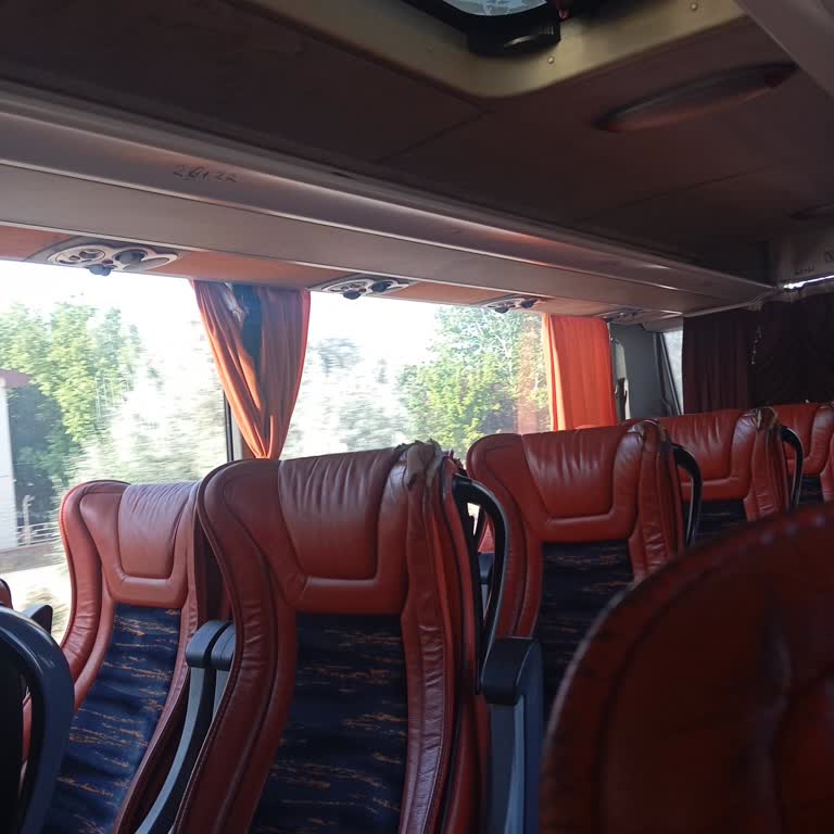 Eski Ve Konforsuz Otobüs İçin Aşırı Ücret Şikayeti