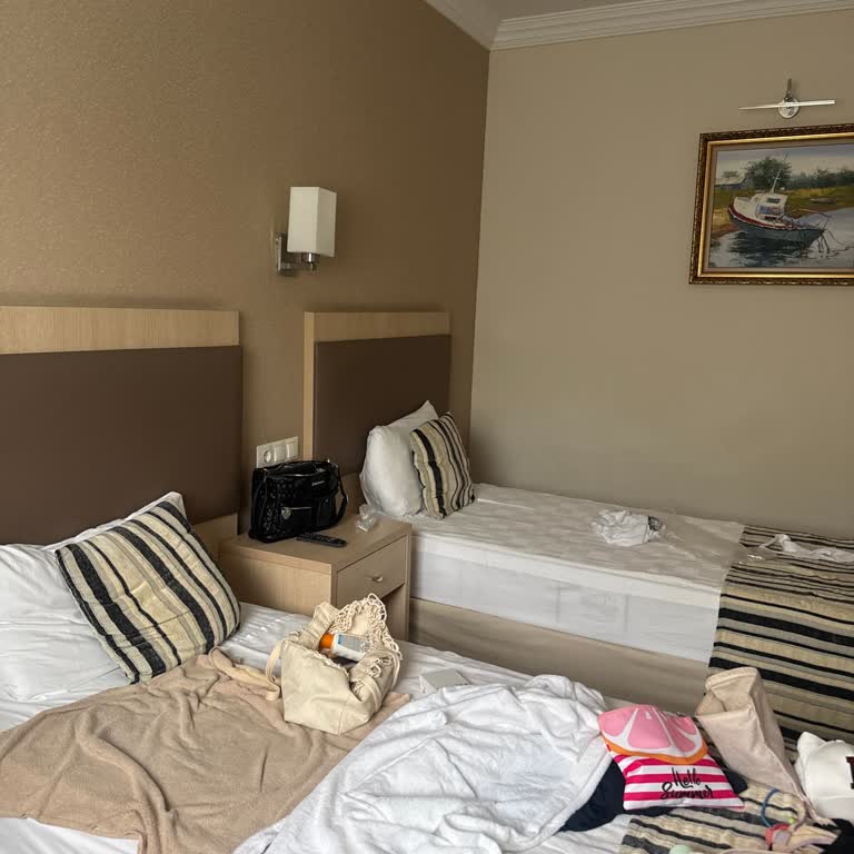 Crystal Hotels Adım Atar Atmaz Büyük Bir Hayal Kırıklığı Yaşadık