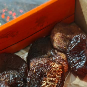 Deforme Ve Küflenmiş Kayısılar Güvenliğimi Tehlikeye Attı