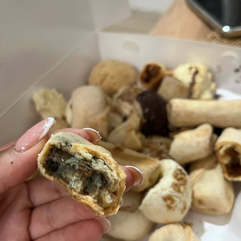 Rumelica Kurabiyelerin Bozuk Ve Küflü Olması