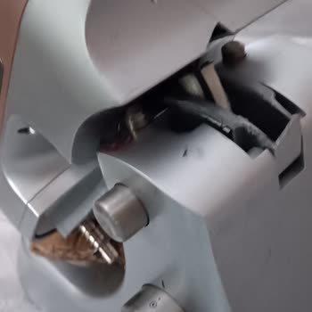 Servis Hatası Kırık Gövdeyle Geri Gelen Makine Ve Kargo Ücreti İadesi