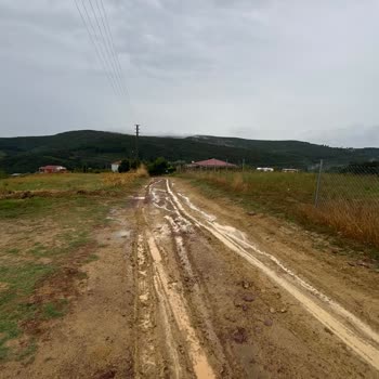 Kandıra Belediyesi'nden Sarıcaali Tahtacılar Yolunun Çamur Haline Gelmesi Ve Acil Onarım Talebi